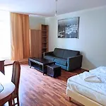 Puschkin Casa de hóspedes Berlim